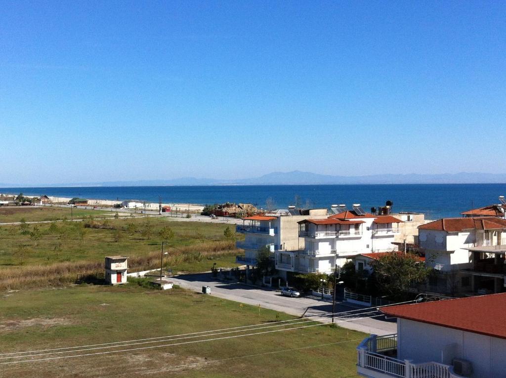 Hotel Europe Inn Paralía Kültér fotó